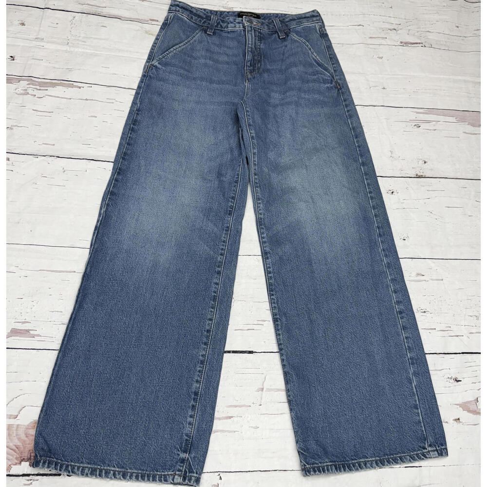 Banana Republic Wide Leg Flare Jeans in Medium Blue Wash NWT